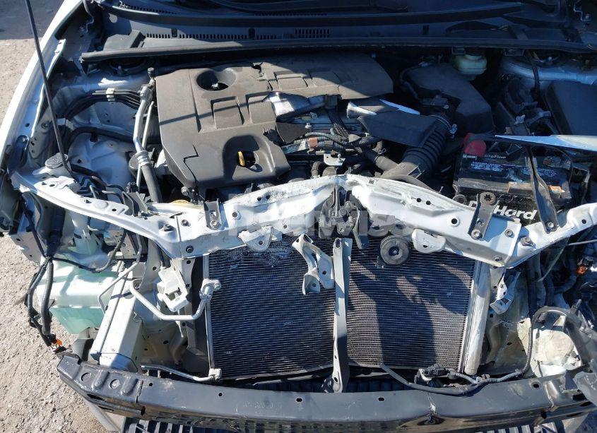 Photo 10 of 2016 Toyota Corolla LE (VIN 5YFBURHE9GP551688)