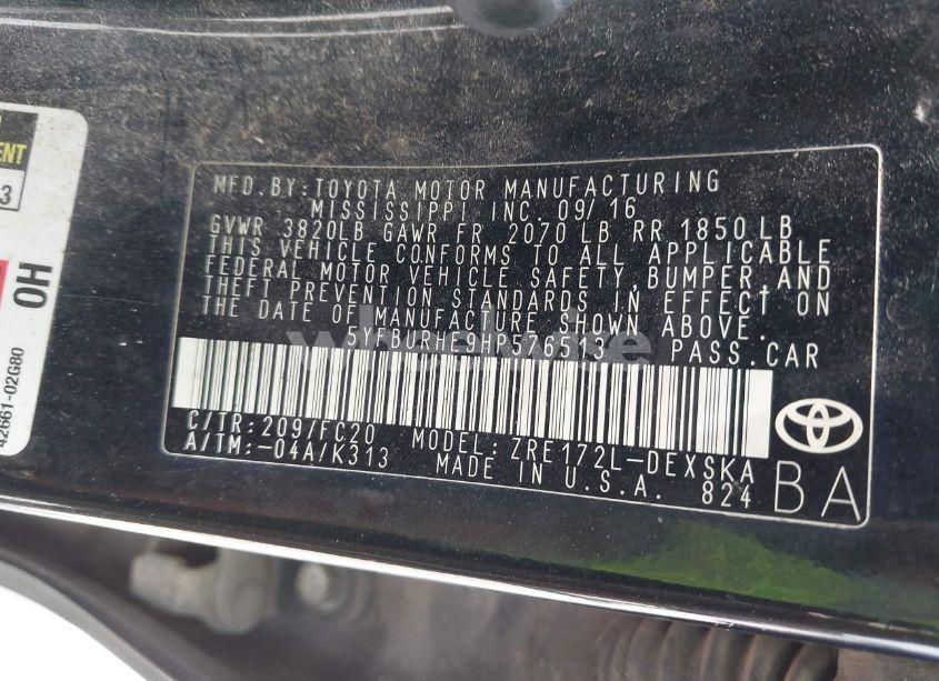 Photo 9 of 2017 Toyota Corolla SE (VIN 5YFBURHE9HP576513)