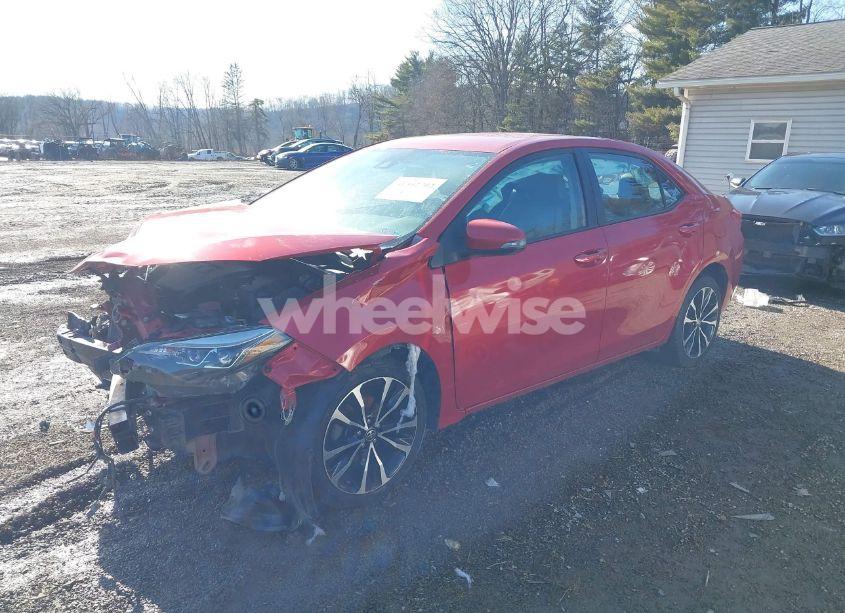 Photo 2 of 2017 Toyota Corolla SE (VIN 5YFBURHE9HP585390)