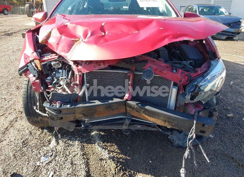 Photo 6 of 2017 Toyota Corolla SE (VIN 5YFBURHE9HP585390)