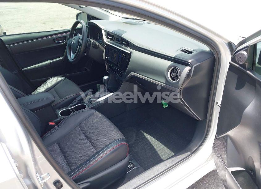 Photo 5 of 2017 Toyota Corolla SE SPECIAL EDITION (VIN 5YFBURHE9HP596664)