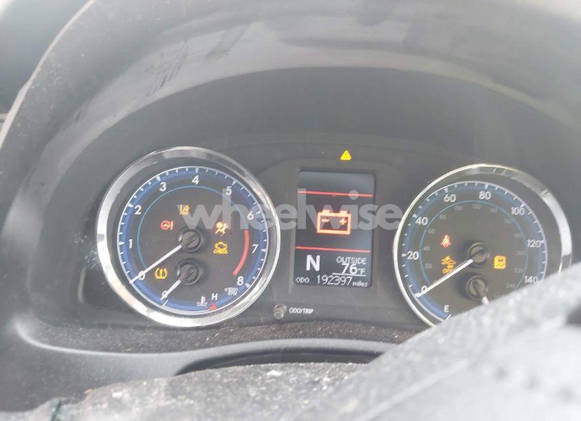 Photo 7 of 2017 Toyota Corolla LE (VIN 5YFBURHE9HP597300)