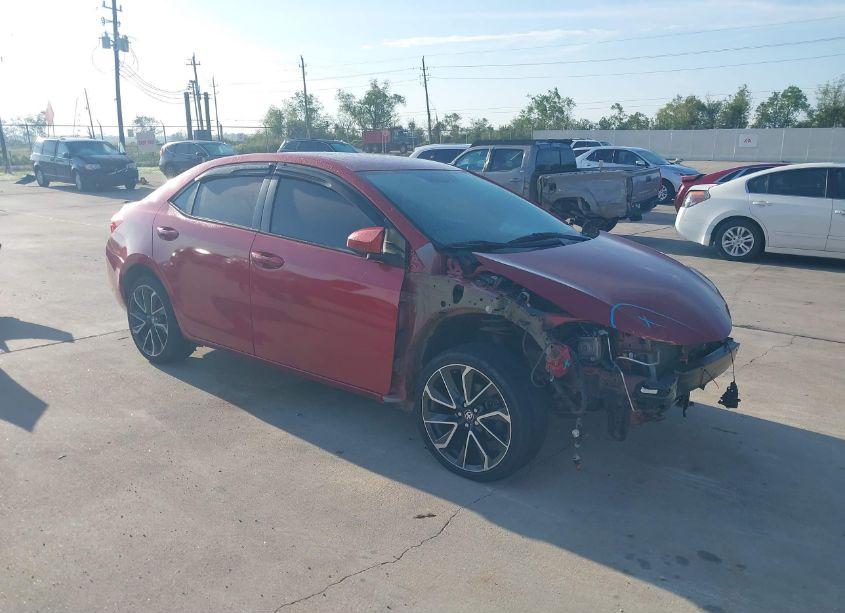 2017 Toyota Corolla LE (VIN 5YFBURHE9HP614967) main photo