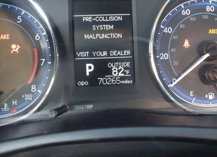 Photo 15 of 2017 Toyota Corolla LE (VIN 5YFBURHE9HP614967)