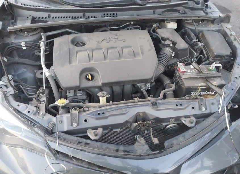 Photo 10 of 2017 Toyota Corolla L/LE/XLE/SE/XSE (VIN 5YFBURHE9HP624785)