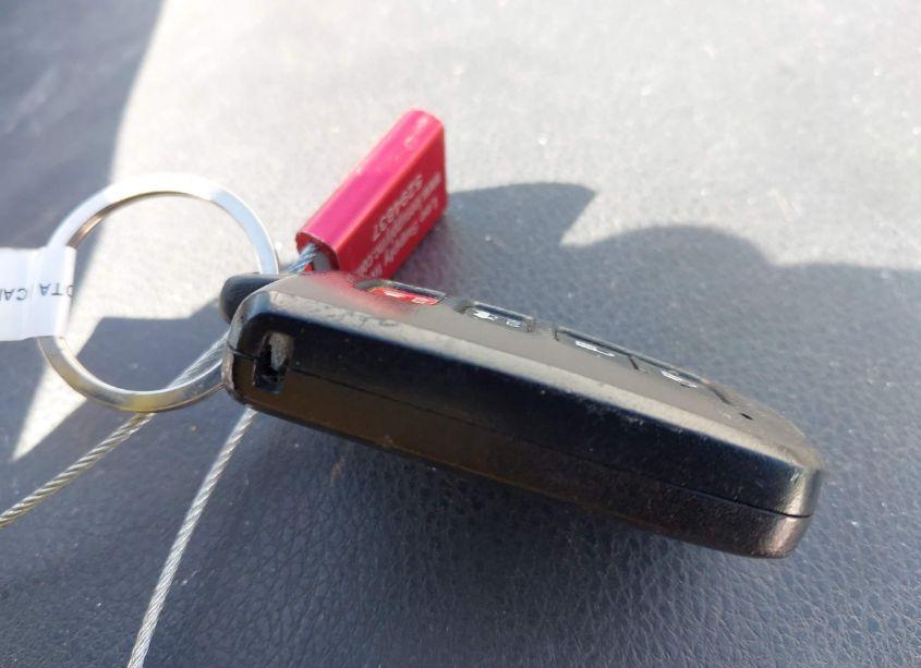 Photo 11 of 2017 Toyota Corolla SE (VIN 5YFBURHE9HP627721)