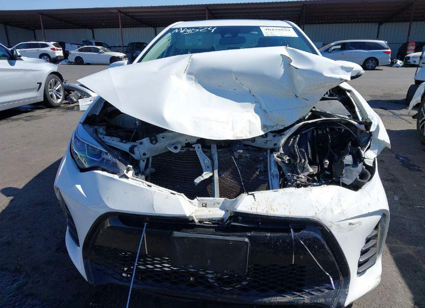 Photo 13 of 2017 Toyota Corolla SE (VIN 5YFBURHE9HP627721)