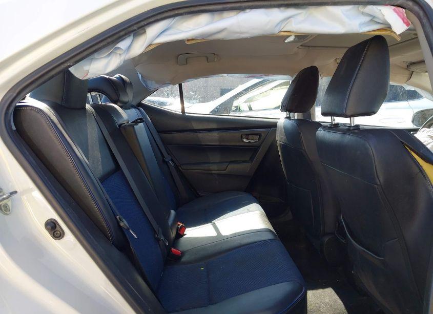 Photo 8 of 2017 Toyota Corolla SE (VIN 5YFBURHE9HP627721)