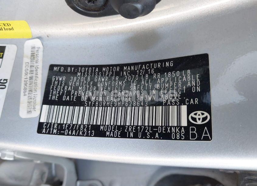 Photo 9 of 2017 Toyota Corolla LE (VIN 5YFBURHE9HP628643)