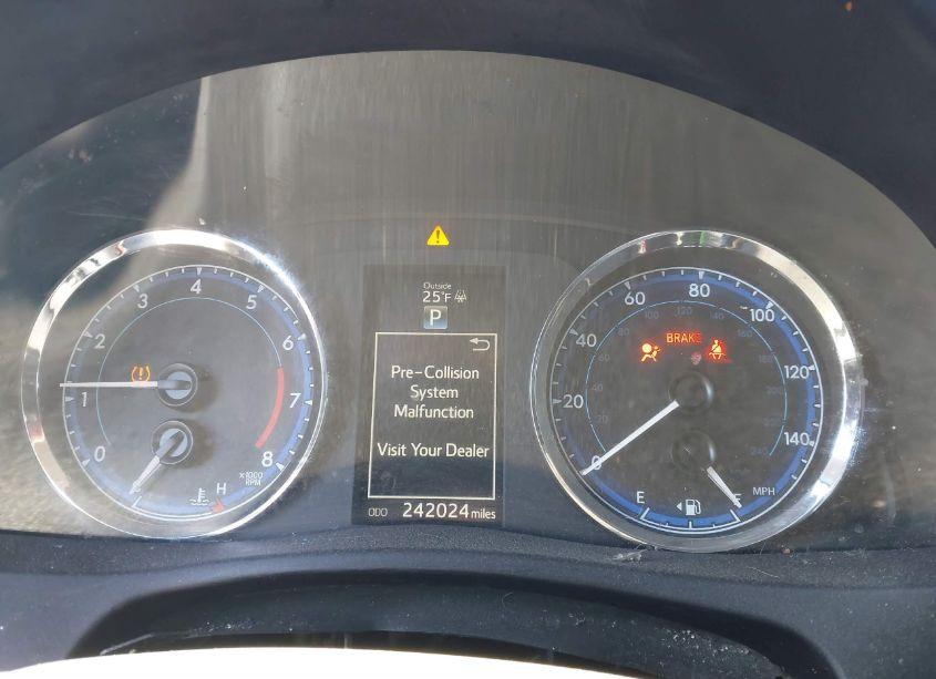 Photo 7 of 2017 Toyota Corolla SE SPECIAL EDITION (VIN 5YFBURHE9HP635818)