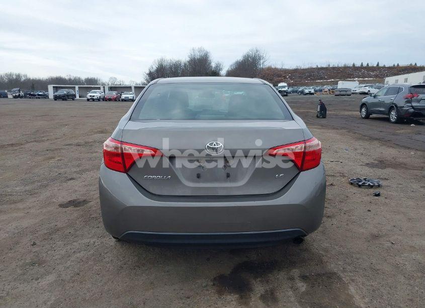 Photo 16 of 2017 Toyota Corolla LE (VIN 5YFBURHE9HP636578)