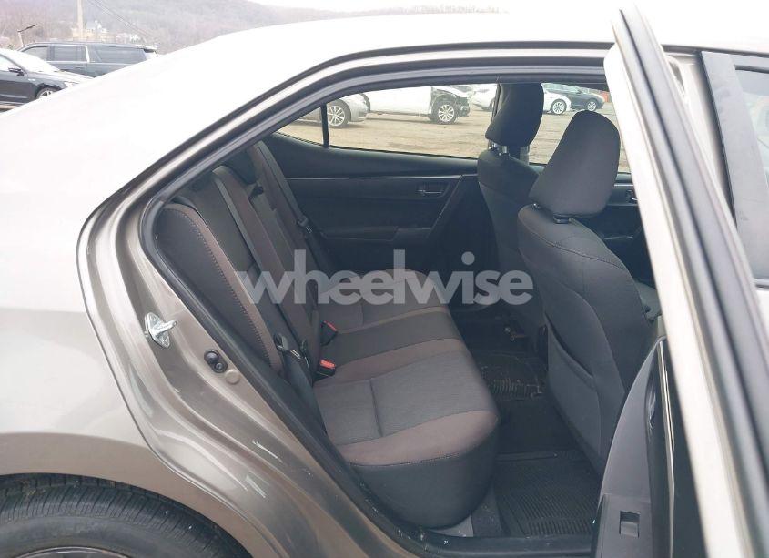 Photo 8 of 2017 Toyota Corolla LE (VIN 5YFBURHE9HP636578)