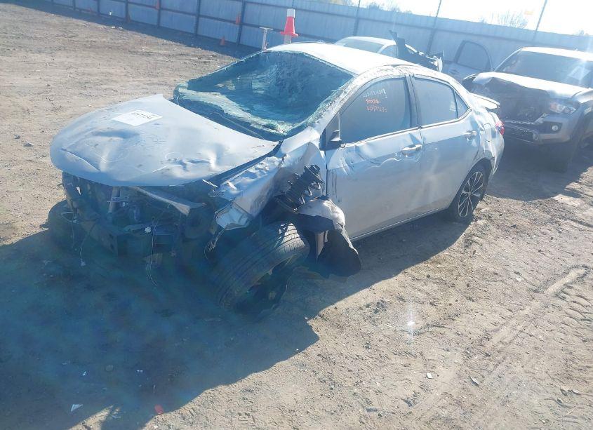 Photo 2 of 2017 Toyota Corolla L/LE/SE/SE SPECIAL EDITION/XLE/XSE (VIN 5YFBURHE9HP638931)