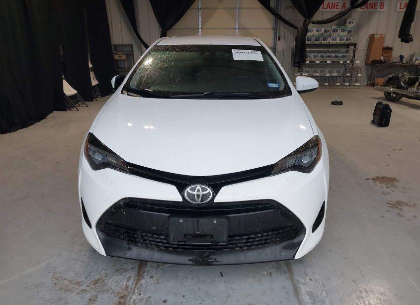 Photo 12 of 2017 Toyota Corolla LE (VIN 5YFBURHE9HP672402)