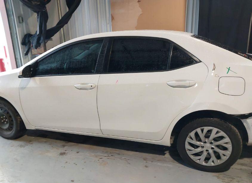 Photo 14 of 2017 Toyota Corolla LE (VIN 5YFBURHE9HP672402)