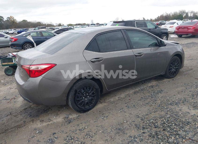Photo 4 of 2017 Toyota Corolla LE (VIN 5YFBURHE9HP673341)