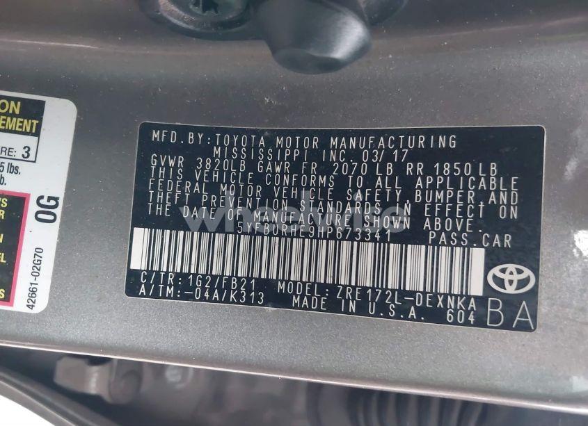 Photo 9 of 2017 Toyota Corolla LE (VIN 5YFBURHE9HP673341)