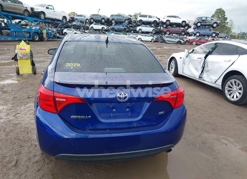 Photo 16 of 2017 Toyota Corolla SE (VIN 5YFBURHE9HP677065)