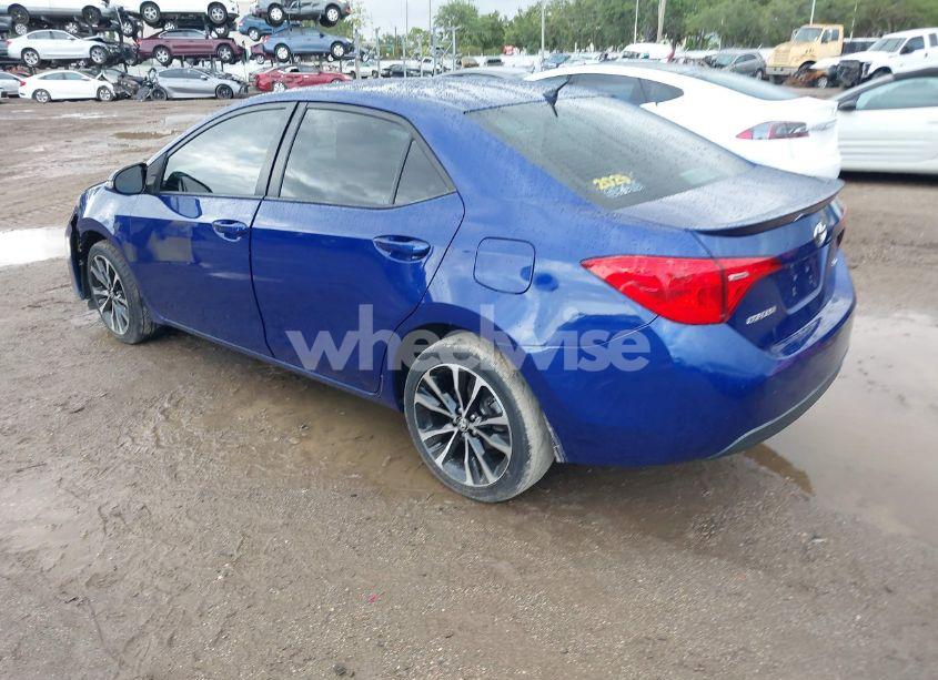 Photo 3 of 2017 Toyota Corolla SE (VIN 5YFBURHE9HP677065)