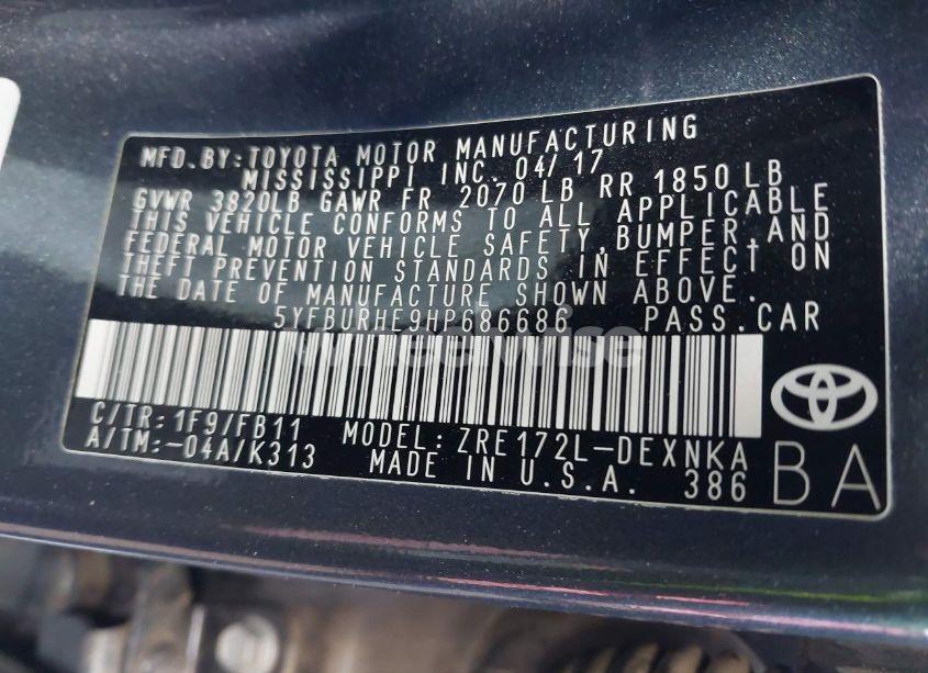 Photo 9 of 2017 Toyota Corolla LE (VIN 5YFBURHE9HP686686)