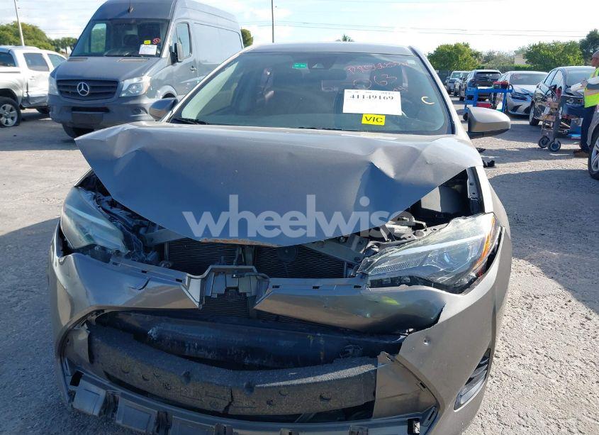 Photo 6 of 2017 Toyota Corolla LE (VIN 5YFBURHE9HP689524)