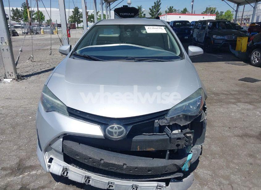 Photo 12 of 2017 Toyota Corolla L/LE/SE/SE SPECIAL EDITION/XLE/XSE (VIN 5YFBURHE9HP696053)