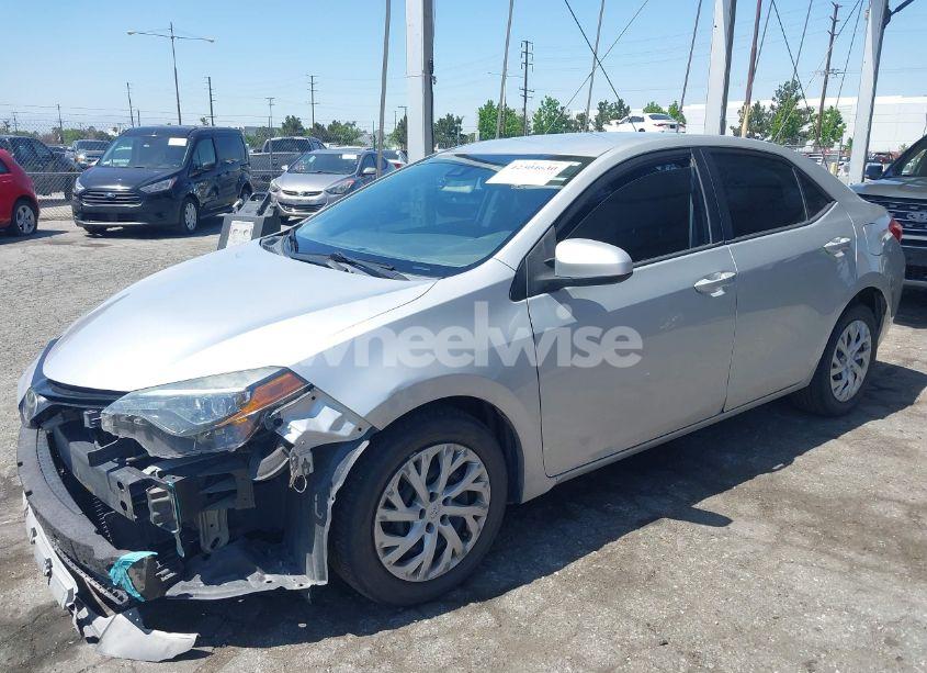 Photo 2 of 2017 Toyota Corolla L/LE/SE/SE SPECIAL EDITION/XLE/XSE (VIN 5YFBURHE9HP696053)