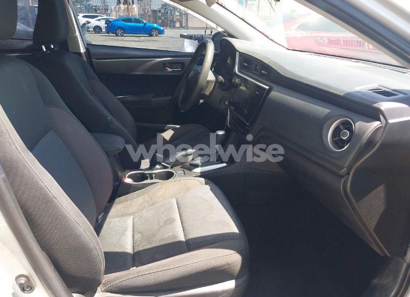 Photo 5 of 2017 Toyota Corolla L/LE/SE/SE SPECIAL EDITION/XLE/XSE (VIN 5YFBURHE9HP696053)