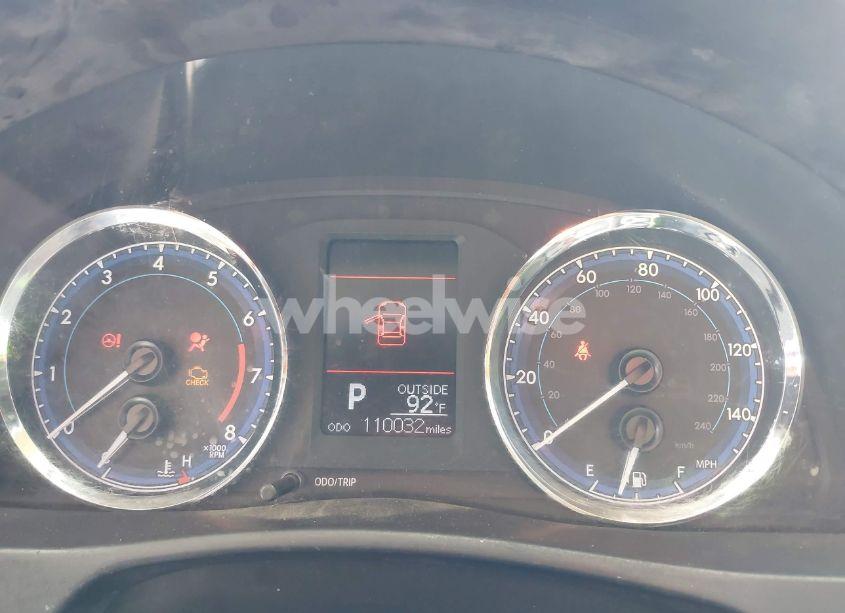 Photo 7 of 2017 Toyota Corolla L/LE/SE/SE SPECIAL EDITION/XLE/XSE (VIN 5YFBURHE9HP696053)