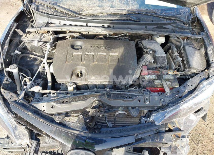 Photo 10 of 2017 Toyota Corolla SE (VIN 5YFBURHE9HP708587)