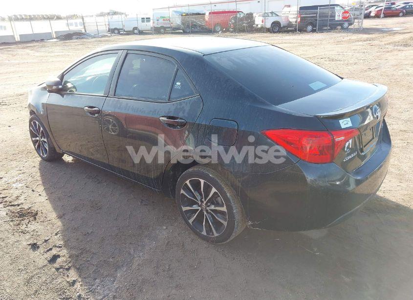 Photo 3 of 2017 Toyota Corolla SE (VIN 5YFBURHE9HP708587)
