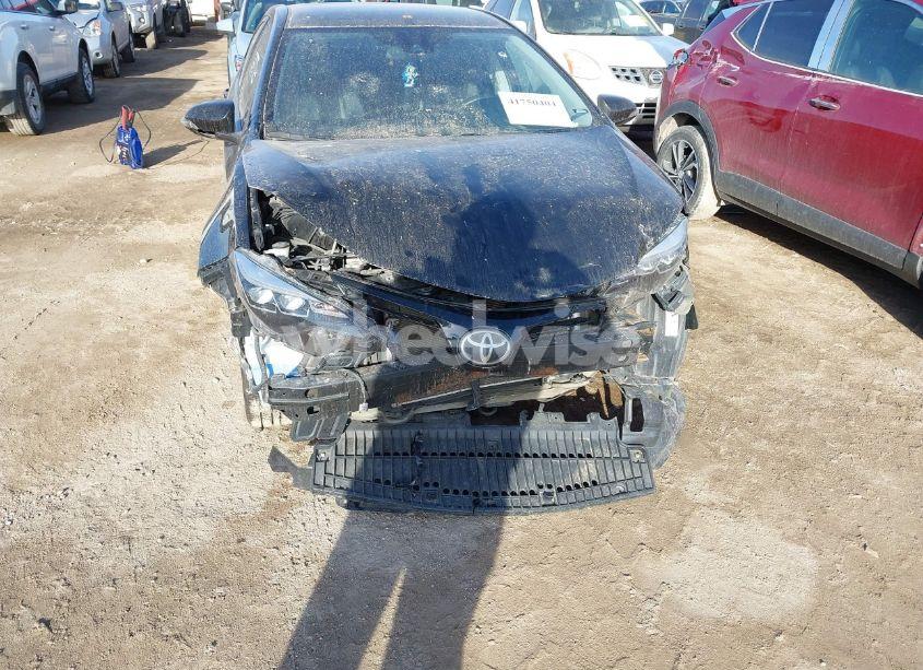 Photo 6 of 2017 Toyota Corolla SE (VIN 5YFBURHE9HP708587)