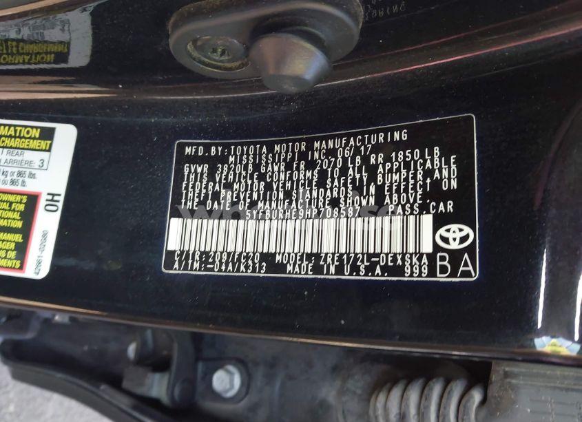 Photo 9 of 2017 Toyota Corolla SE (VIN 5YFBURHE9HP708587)