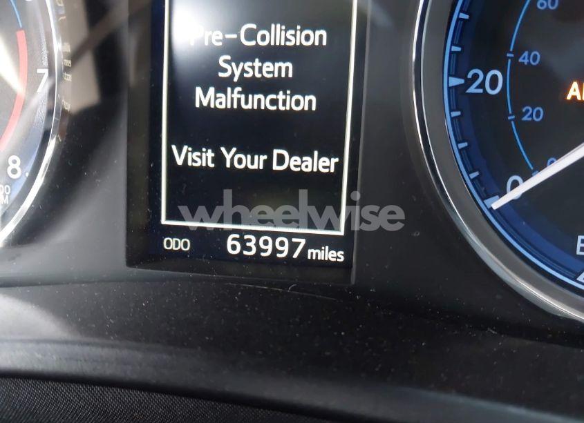 Photo 15 of 2017 Toyota Corolla L/LE/XLE/SE/XSE (VIN 5YFBURHE9HP714731)