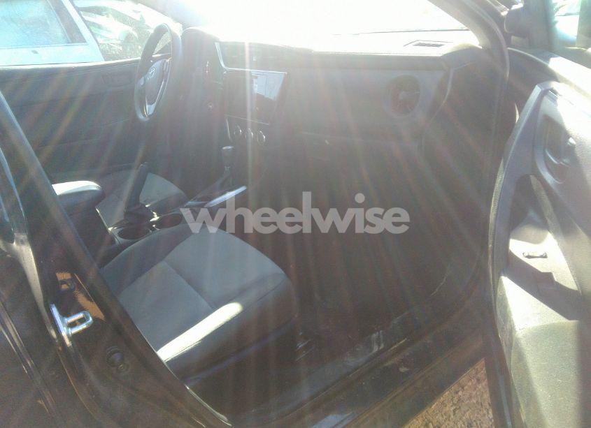 Photo 5 of 2017 Toyota Corolla L (VIN 5YFBURHE9HP716558)