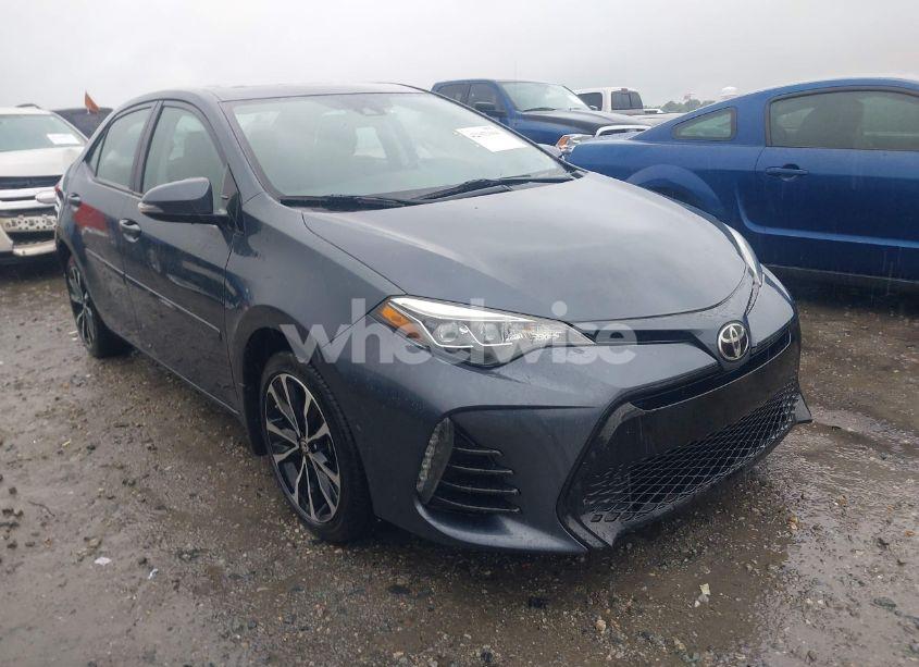 2017 Toyota Corolla XSE (VIN 5YFBURHE9HP723669) main photo