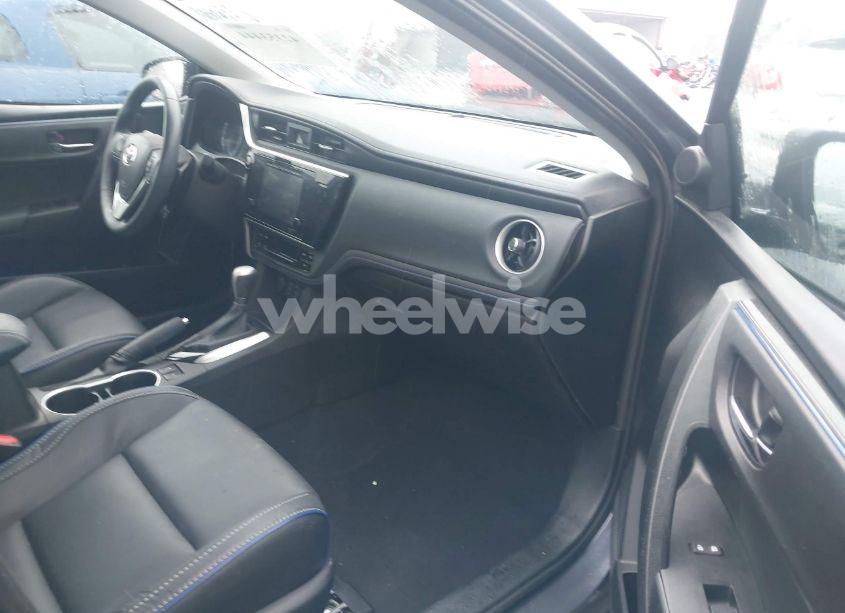 Photo 5 of 2017 Toyota Corolla XSE (VIN 5YFBURHE9HP723669)