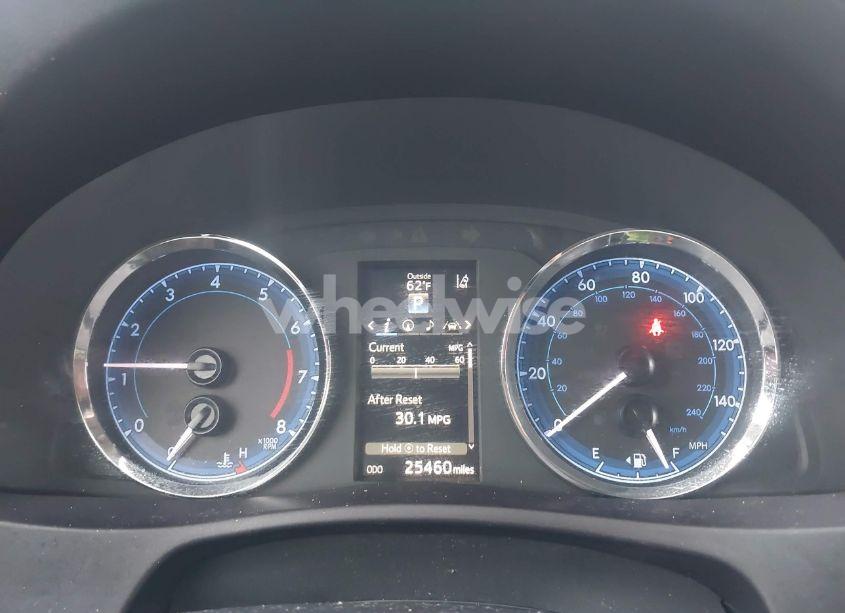 Photo 7 of 2017 Toyota Corolla XSE (VIN 5YFBURHE9HP723669)