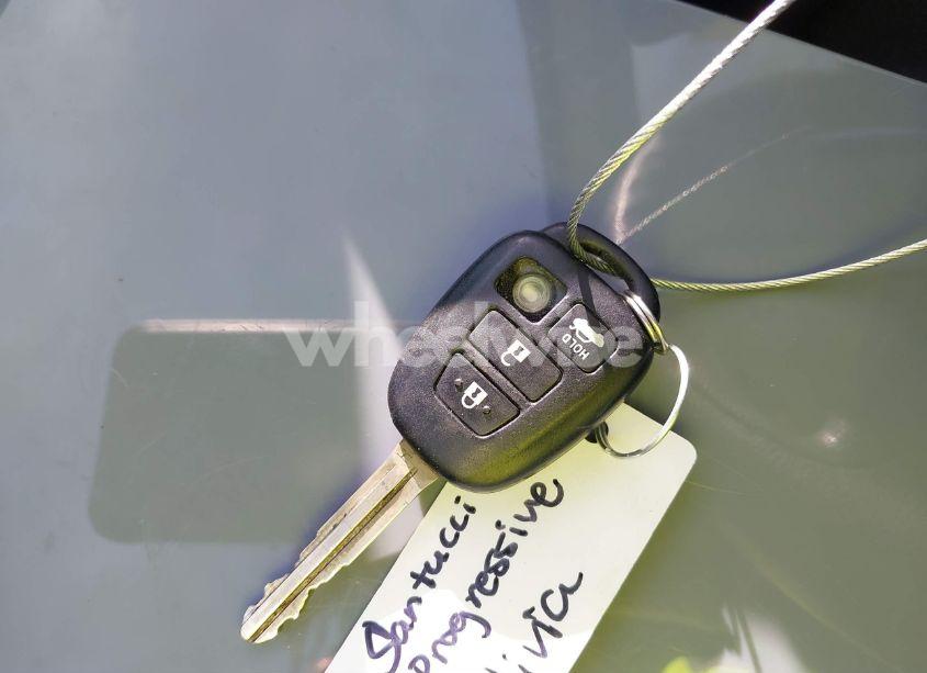 Photo 11 of 2017 Toyota Corolla LE (VIN 5YFBURHE9HP726250)