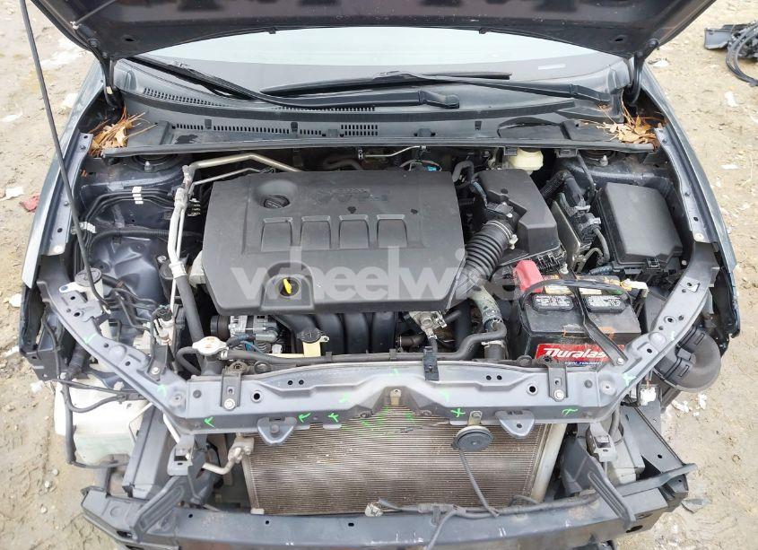 Photo 10 of 2017 Toyota Corolla SE (VIN 5YFBURHE9HP730699)