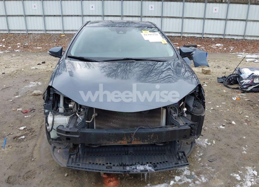 Photo 13 of 2017 Toyota Corolla SE (VIN 5YFBURHE9HP730699)