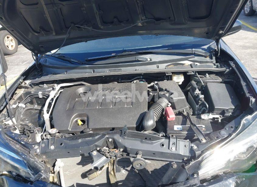 Photo 10 of 2017 Toyota Corolla LE (VIN 5YFBURHE9HP731402)