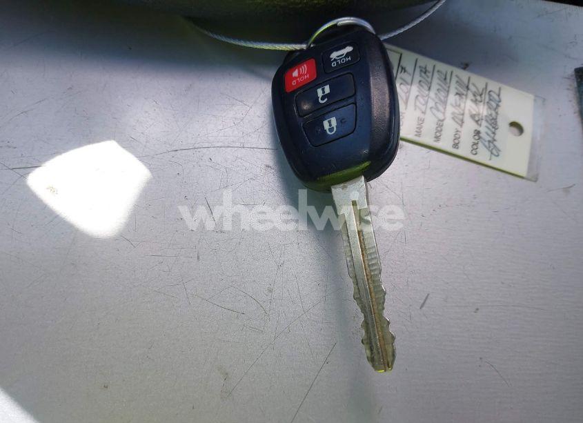 Photo 11 of 2017 Toyota Corolla LE (VIN 5YFBURHE9HP731402)