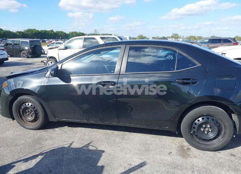 Photo 14 of 2017 Toyota Corolla LE (VIN 5YFBURHE9HP731402)