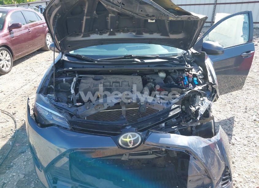 Photo 10 of 2017 Toyota Corolla LE (VIN 5YFBURHE9HP733733)