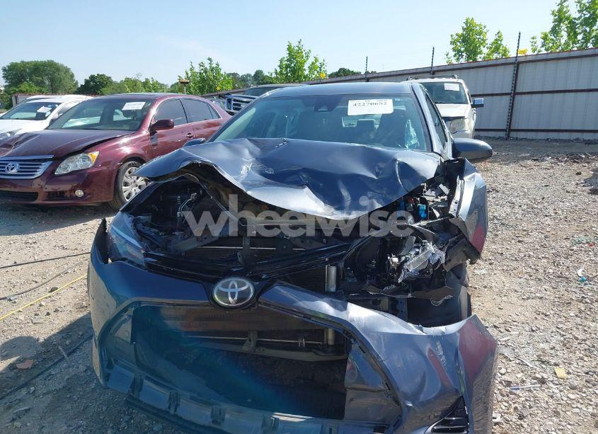 Photo 6 of 2017 Toyota Corolla LE (VIN 5YFBURHE9HP733733)