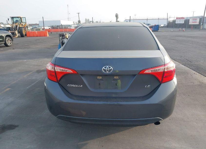 Photo 16 of 2018 Toyota Corolla LE (VIN 5YFBURHE9JP747444)