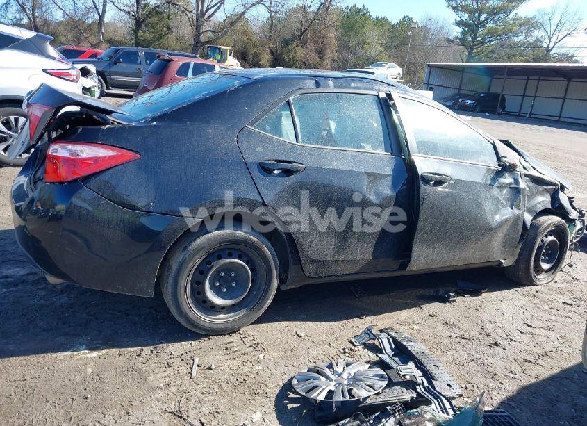 Photo 14 of 2018 Toyota Corolla LE (VIN 5YFBURHE9JP760985)