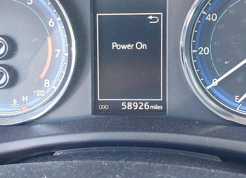 Photo 15 of 2018 Toyota Corolla XSE (VIN 5YFBURHE9JP762882)