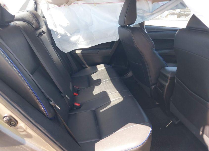 Photo 8 of 2018 Toyota Corolla XSE (VIN 5YFBURHE9JP762882)